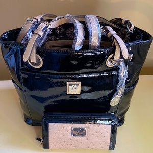 Black Patent Grace Adele Tote with matching wallet
